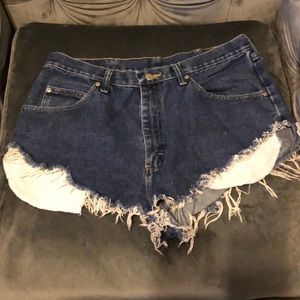 Wrangler cut off jean shorts